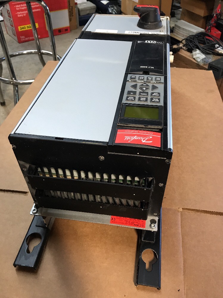 DANFOSS VLT 6004 2.2kW 3.0HP VARIABLE SPEED DRIVE GT4CN1STR3DLF00A00C0 175Z7282