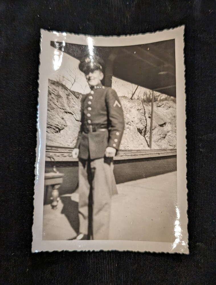 WWII US Army Brass Eagle Buckle, Button, MIDPAC Booklet & Mess Kit Knife