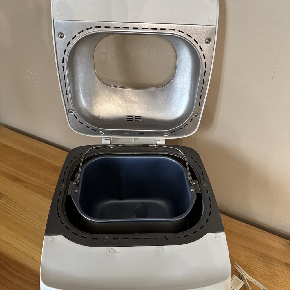 Oster Expressbake Bread Maker Machine Model 5836 White