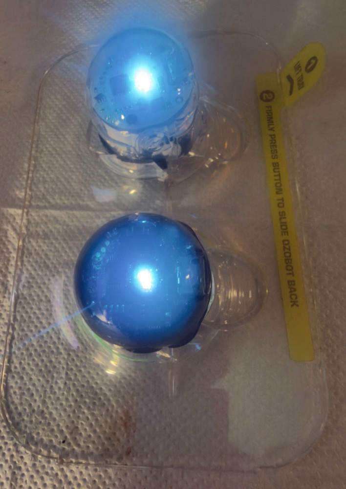 Ozobot Bit2.0 Dual Pack 2 Robots Competition Series STEM CodingCase USB OzoSkins