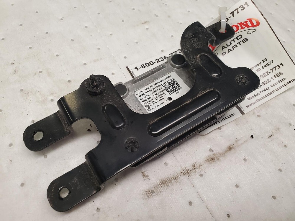 HYUNDAI SANTA FE Camera/Projector camera, front, grille mounted 20