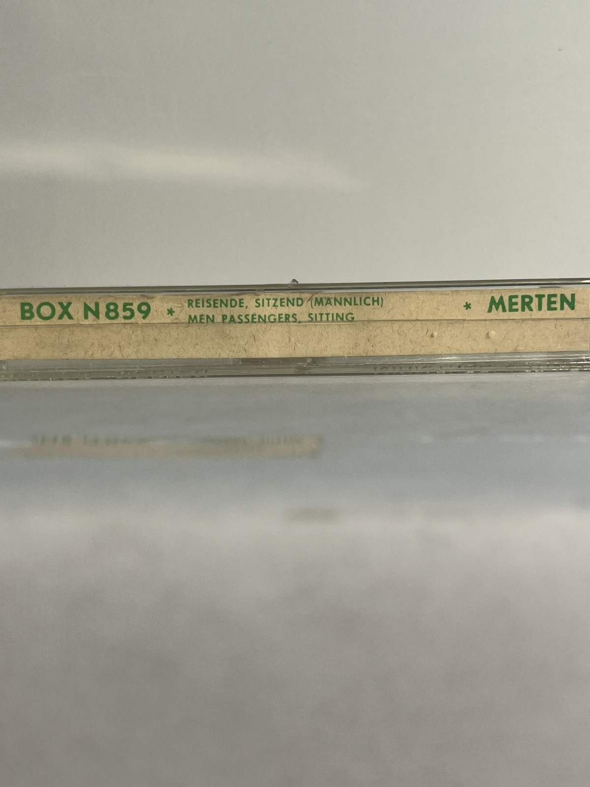 N Scale Figures Preiser & Merten.Fisherman, Dock Workers, and Men Sitting