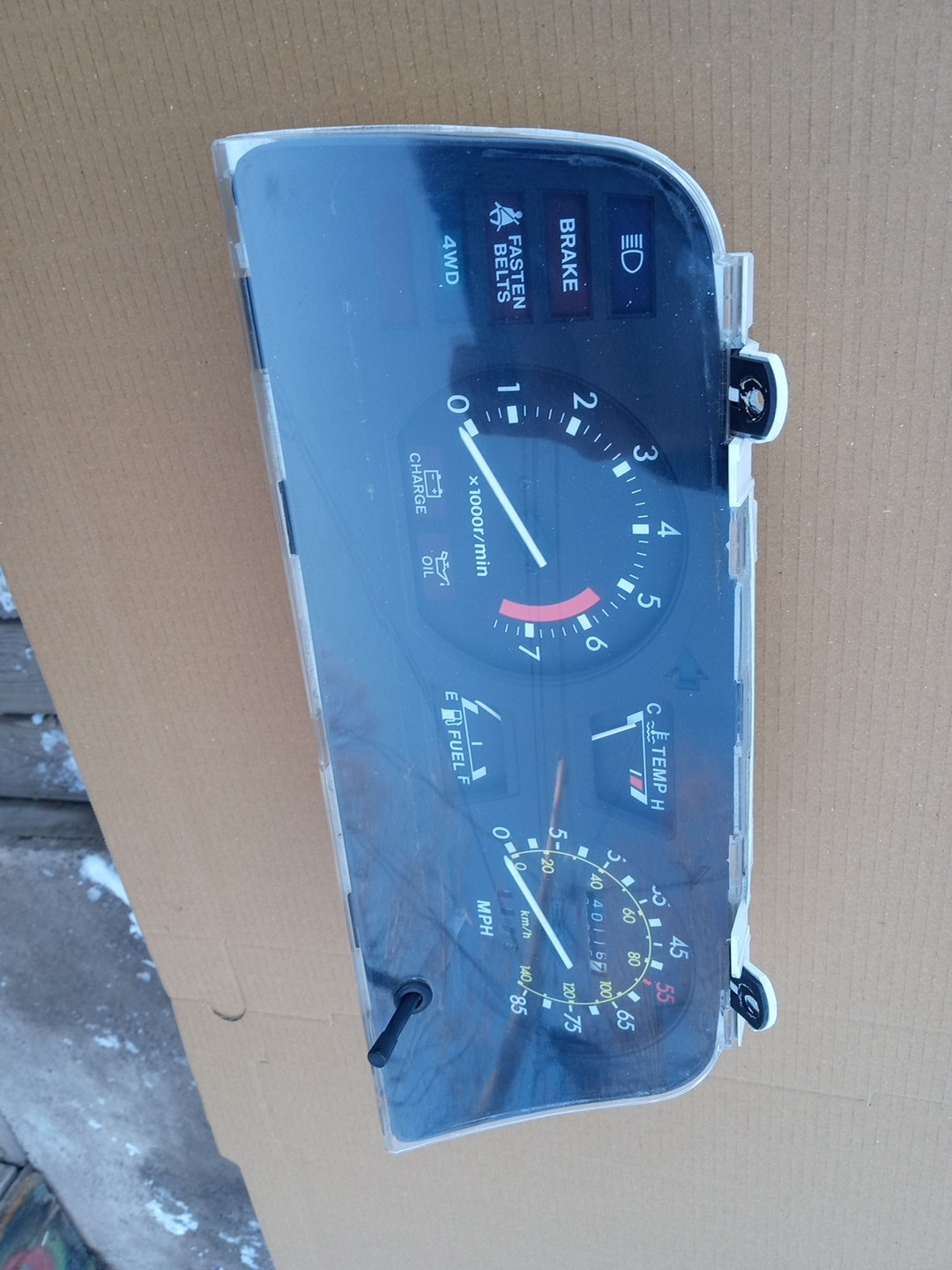 Toyota Hilux Pickup 1982-1983 4WD SR5 Speedometer Cluster Gauge OEM 140K