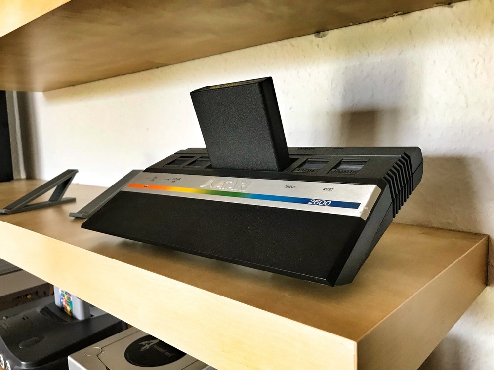 Universal game console stand display