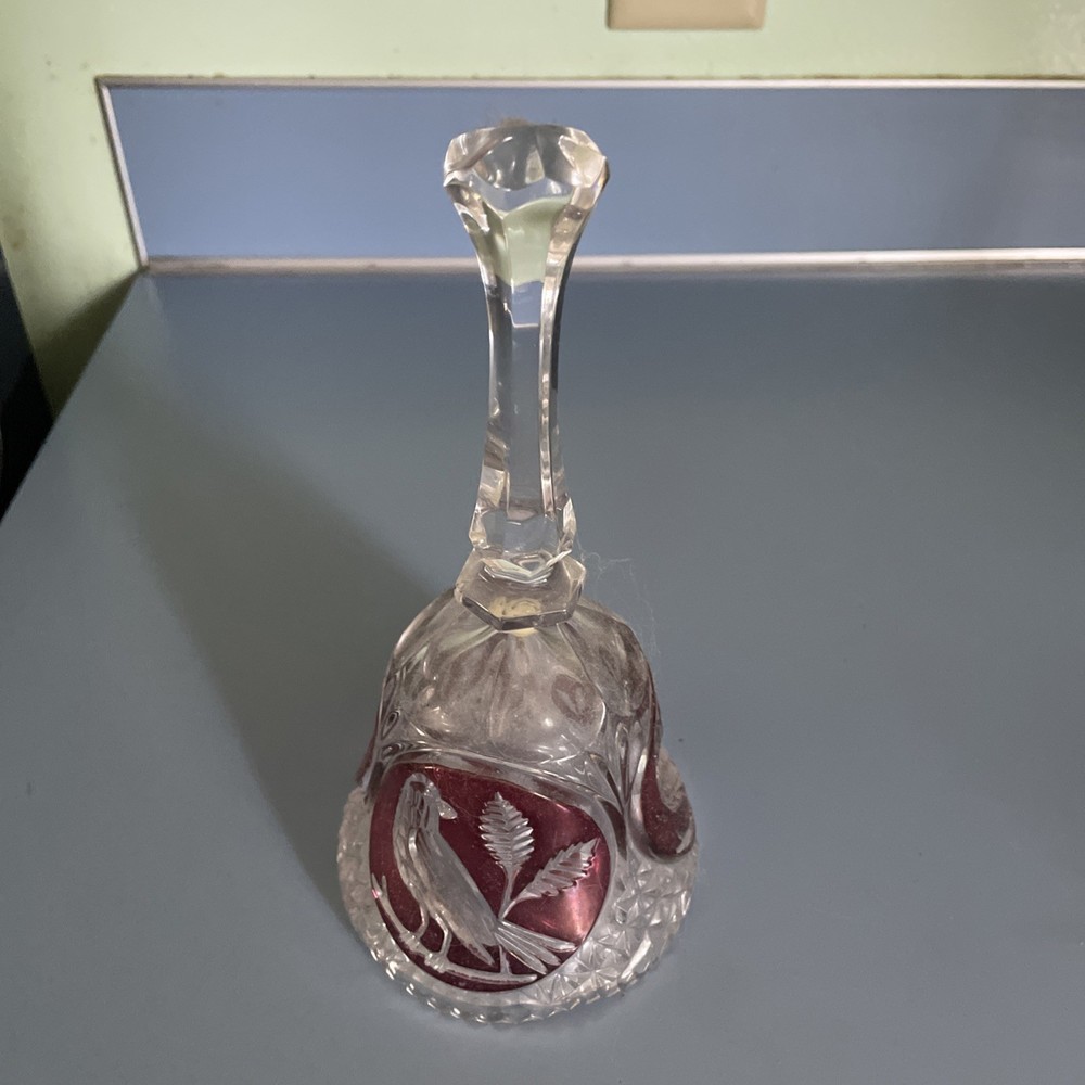 Crystal-glass Bell Ruby Bird
