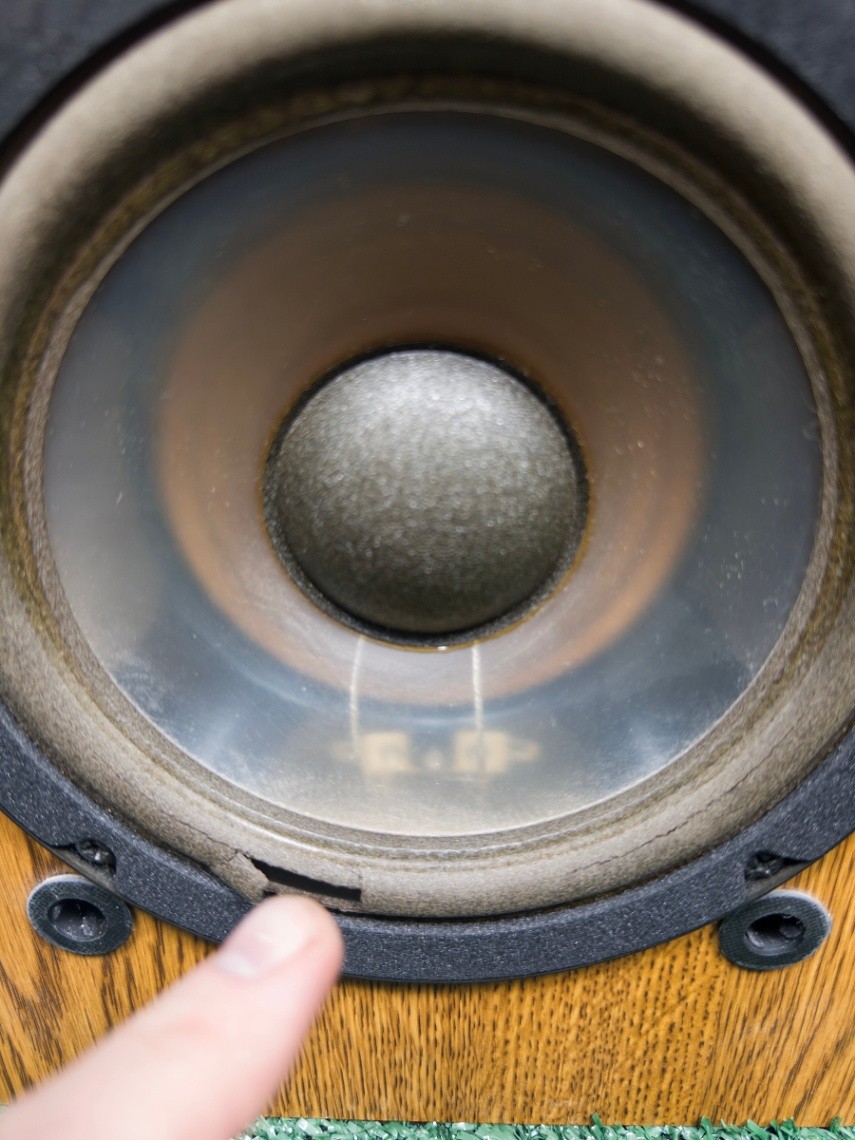 Vintage Infinity RS 2000 Bookshelf Speakers Pair Polycell Tweeters Wood Veneer