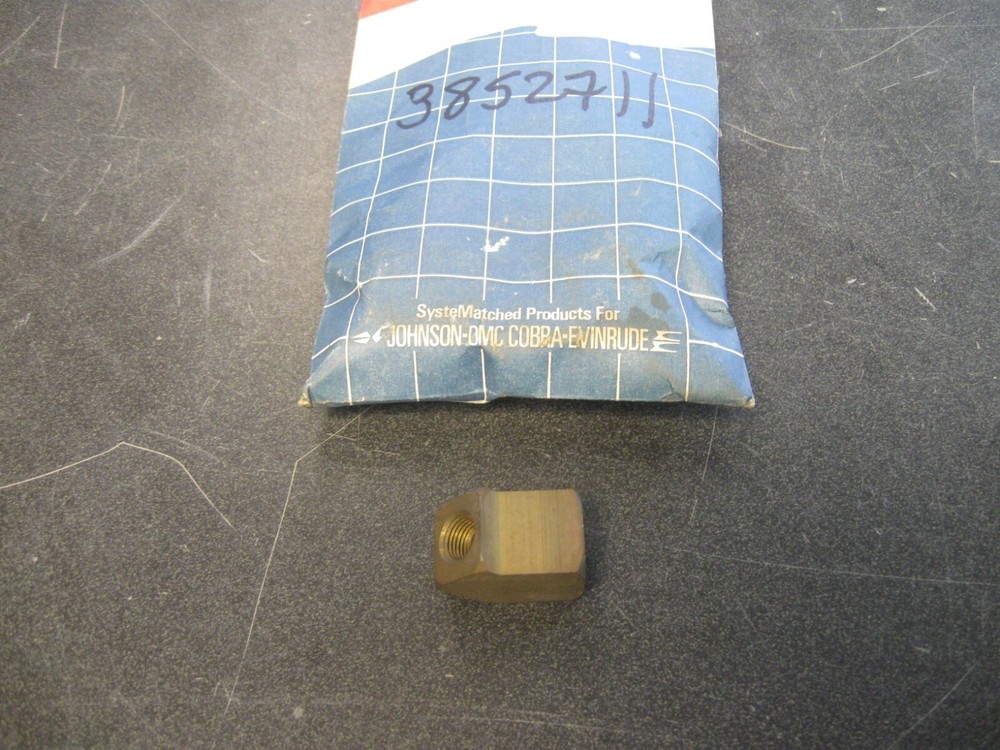 Johnson Evinrude OMC 3852711 Fitting J284