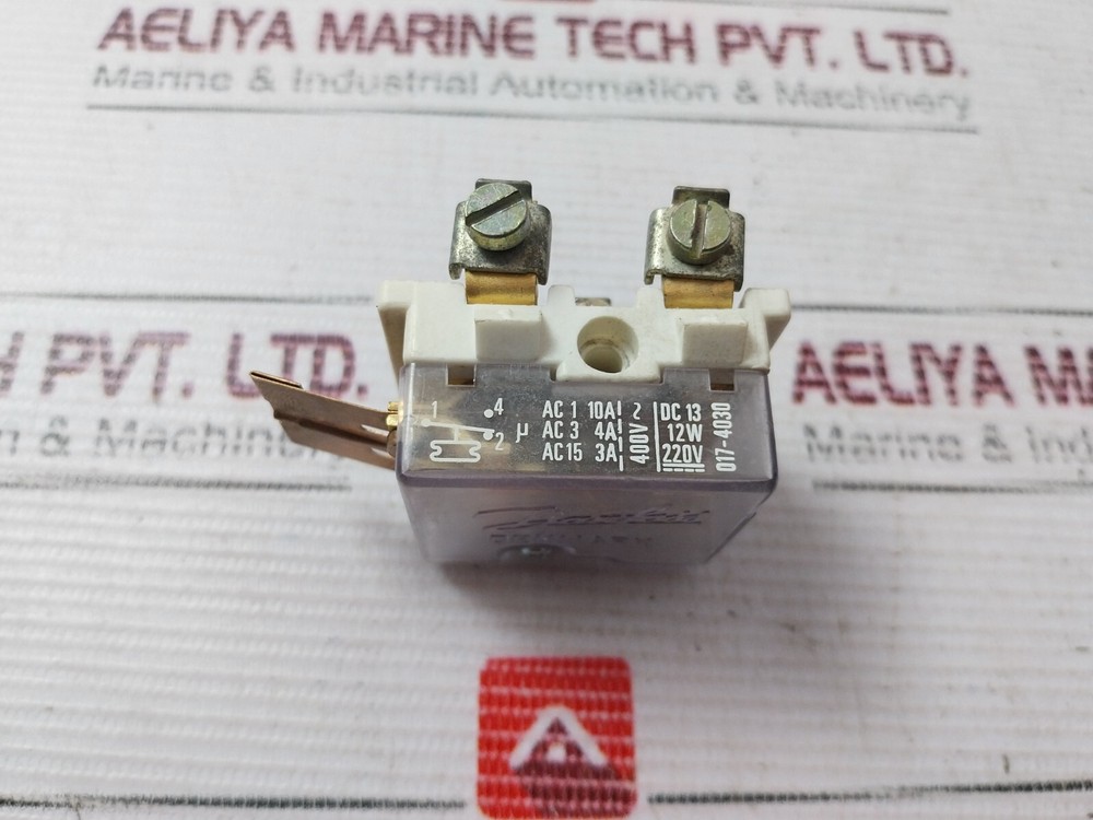 DANFOSS 017-4030 pressure switch