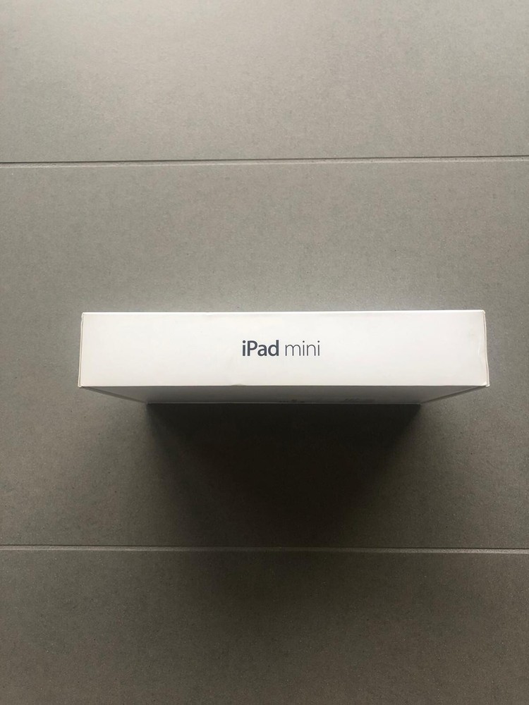 iPad Mini Black Late 2012 - Model A1432 (WiFi + Bluetooth) - 16gb - Space Gray