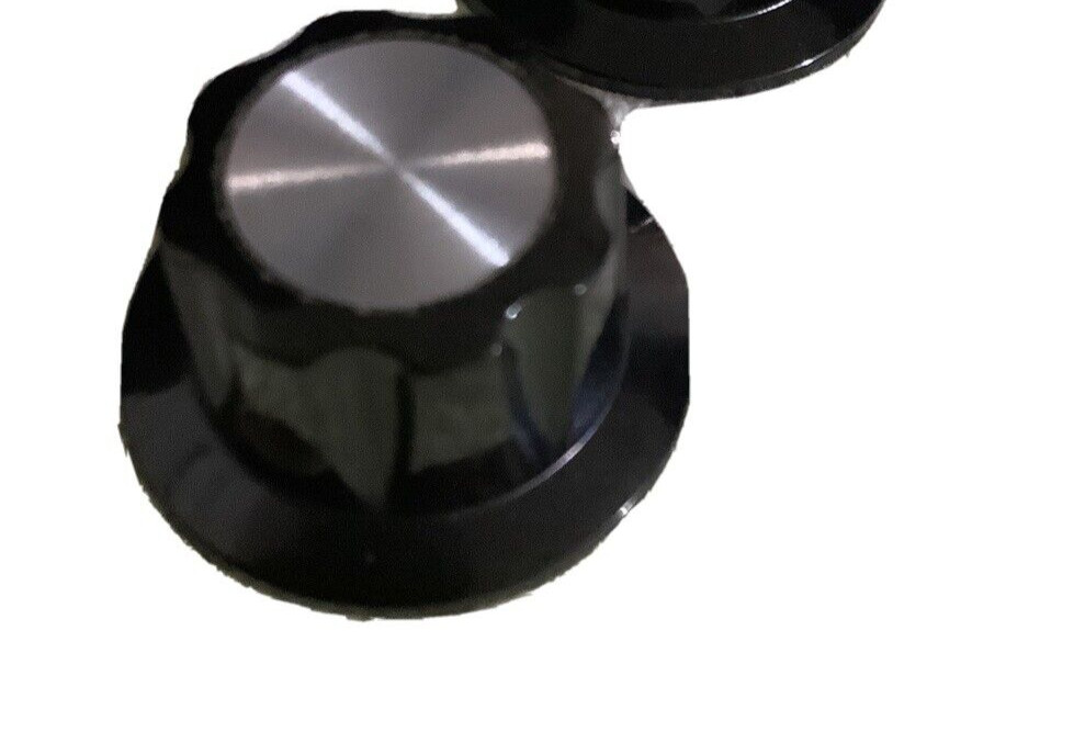 FLUTED GRIP CONTROL BAKELITE KNOB