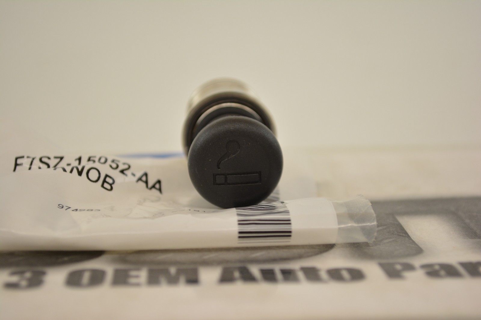 Ford Mustang Lincoln Town Car Front Cigarette Lighter Knob new OEM F7SZ-15052-AA