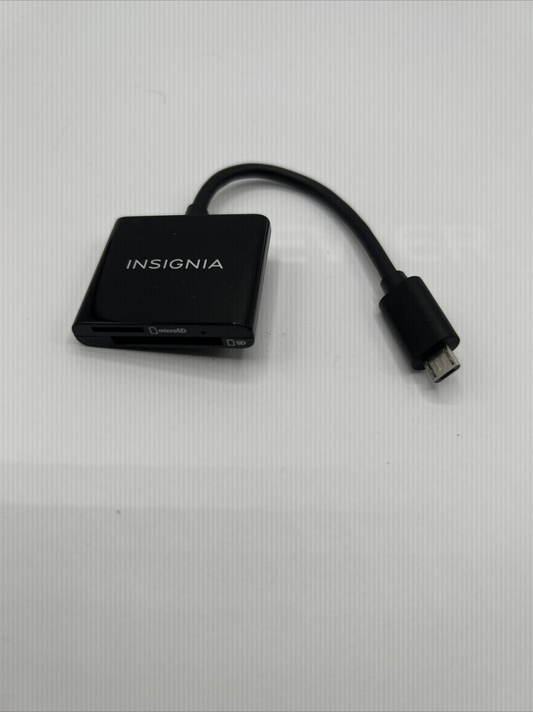 Memory Card Reader Micro USB SD & Micro SD Card Reader Insignia