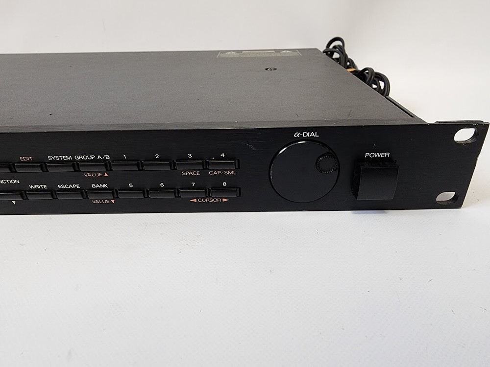 Roland GP-16 Digital Guitar Multi Effects Processor