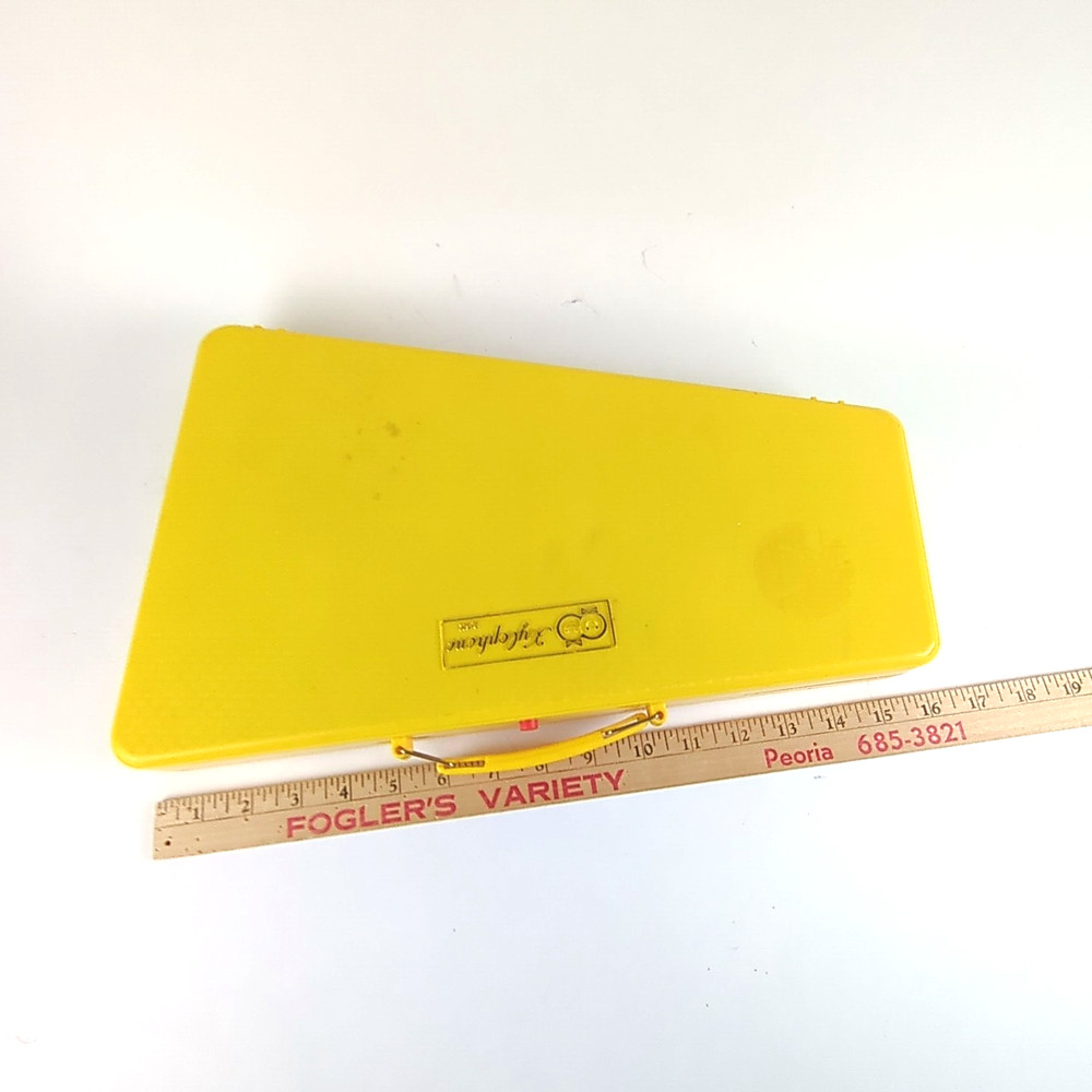 Portable 25 Note Xylophone Bright Yellow Plastic Case Collapsible Table Top