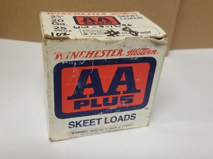 Empty 20 Ga Winchester AA Skeet Load Shotgun She'll Box