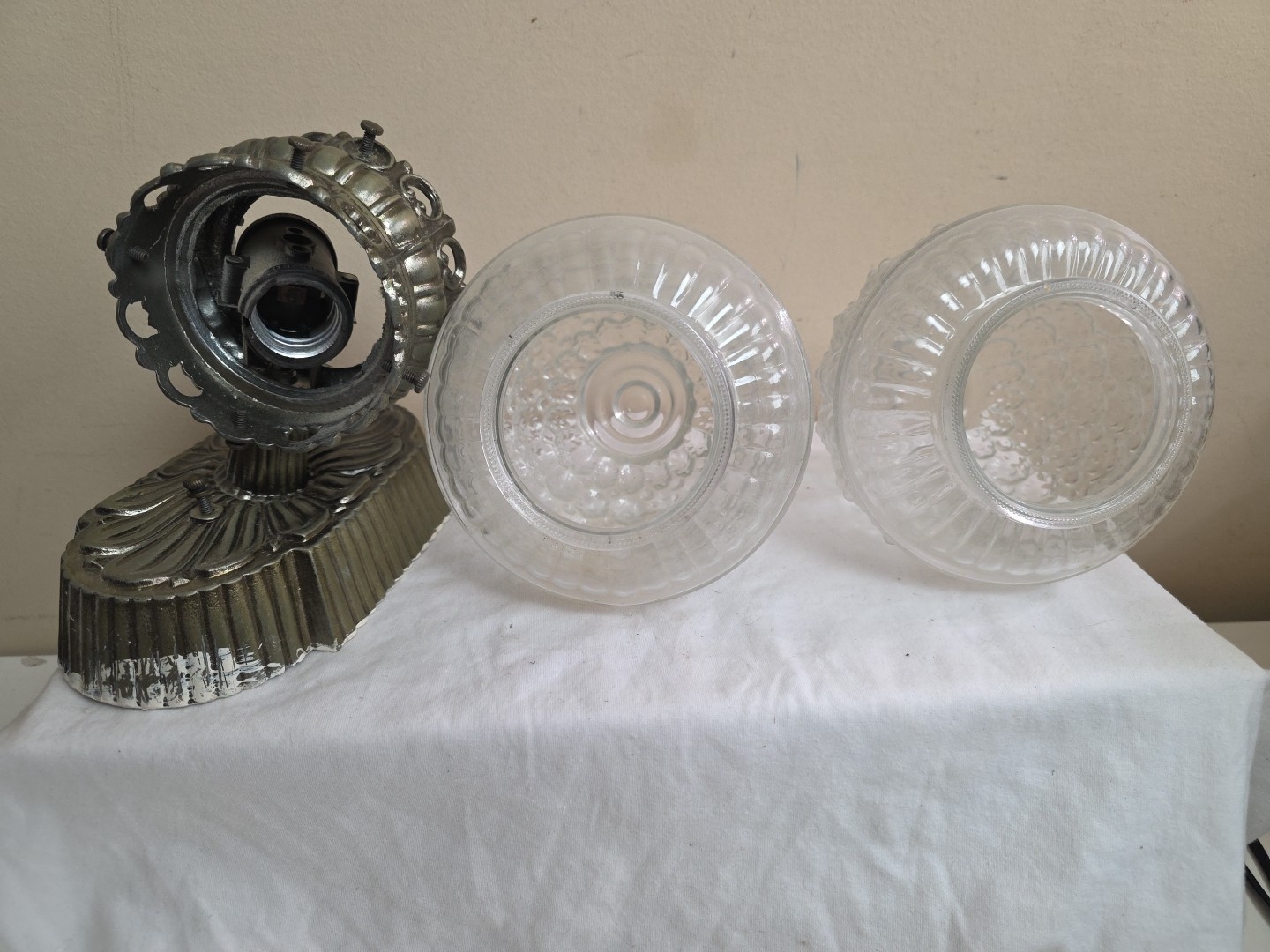 Vintage Double Vanity Bathroom Wall Globes Light Fixture By Lightcraft App 13"