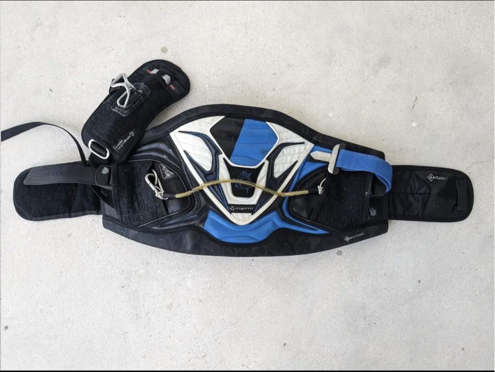 Mystic kiteboarding harness