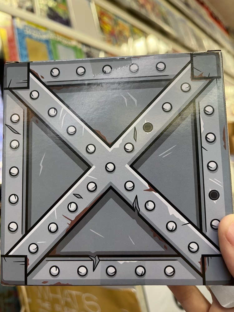 Plunderlings Iron Crate (Viking helmet variant)