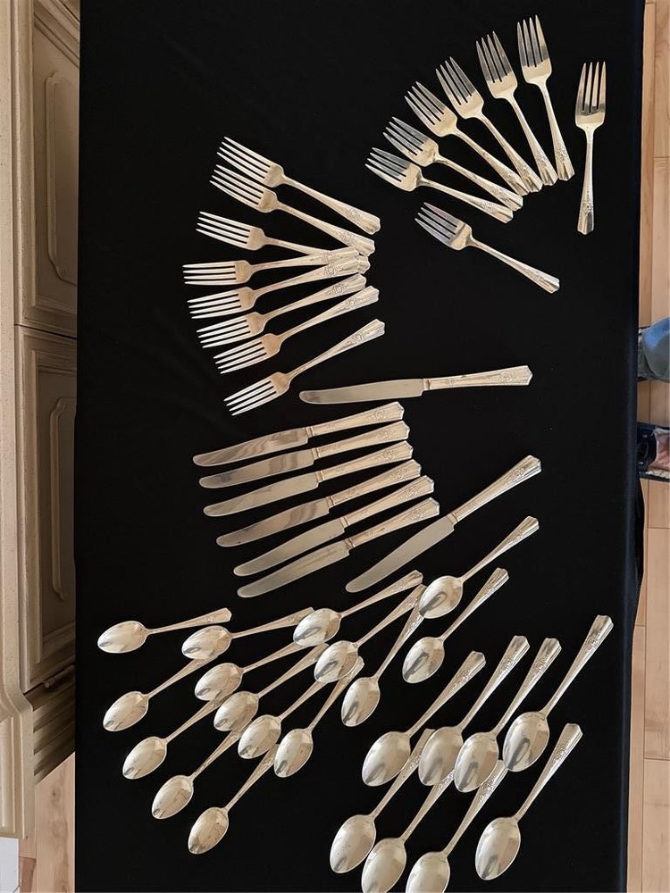 Wallace Harmony House 1944 Maytime 47 PC FLATWARE SET