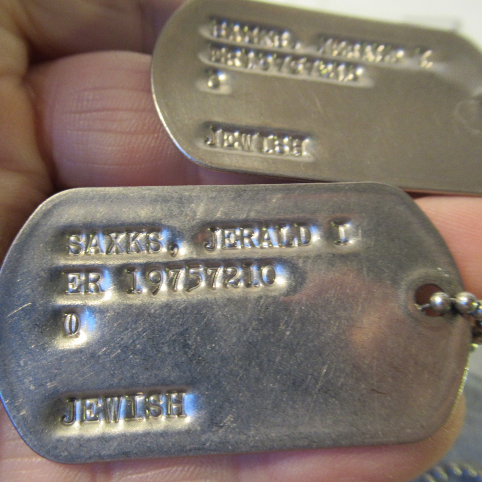 VINTAGE US MILITARY DOG TAGS JERALD SACKS