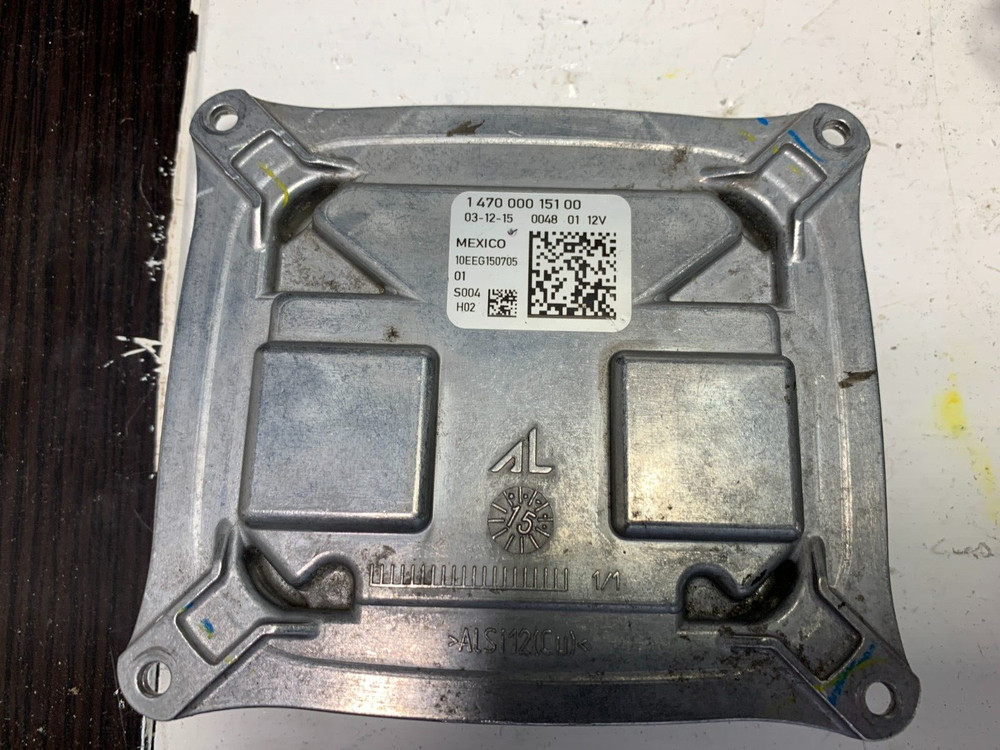 2017-2020 Chrysler Pacifica OEM Xenon HID LED Headlight Ballast Module Unit Lamp