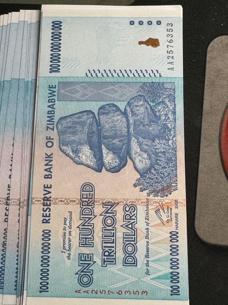 🔥 10-Pack Zimbabwe 100 Trillion Dollar Banknotes – UNCIRCULATED 🔥