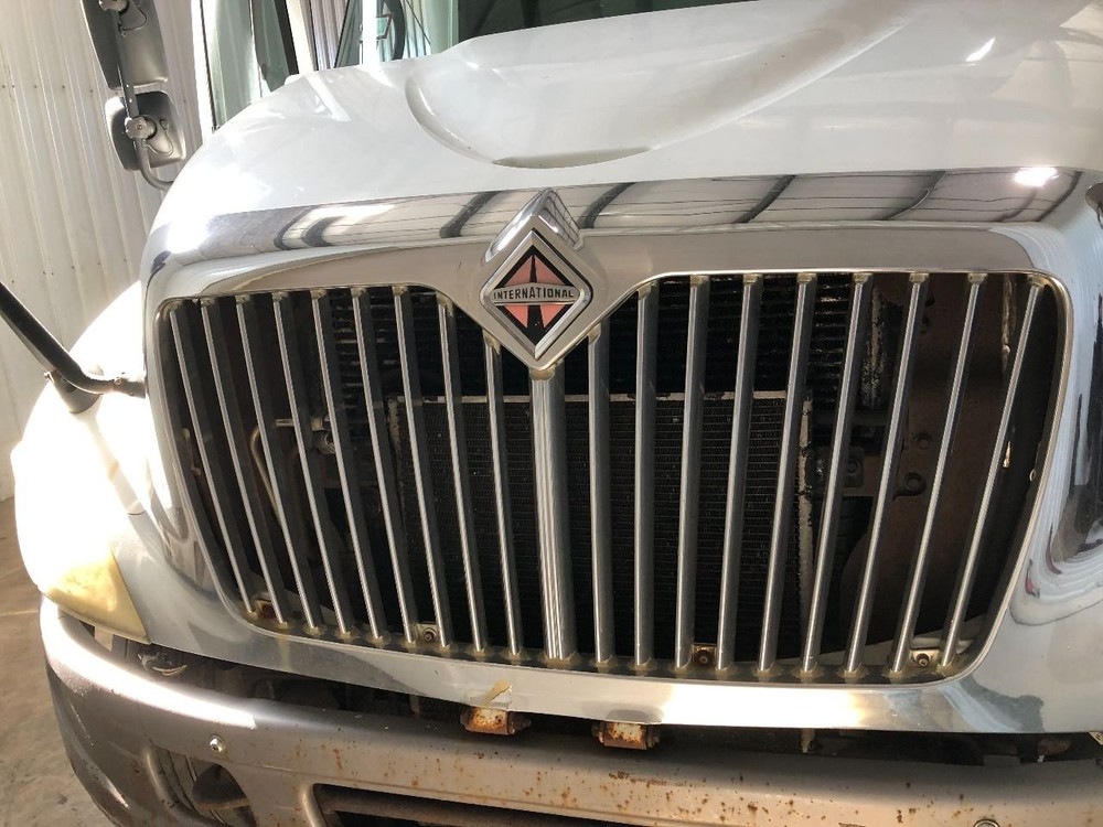 2002-2007 International 4200 Grille - Used