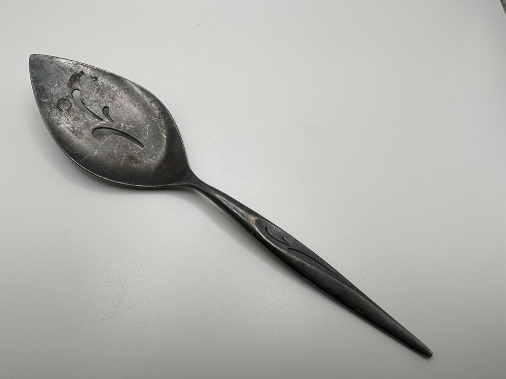 Vintage Community Flight Silver plate Pie Server 8.75”