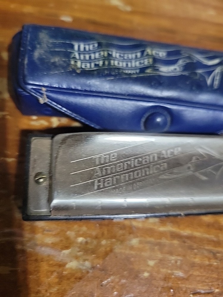 VINTAGE HOHNER American Ace Harmonica