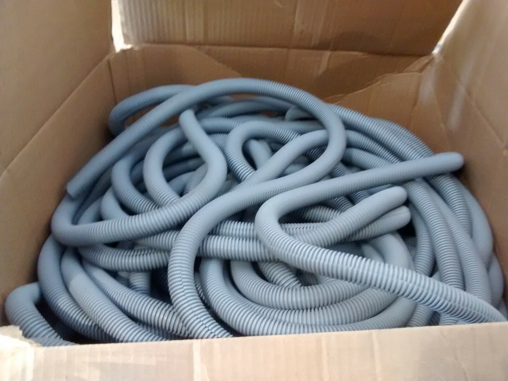 500', Waytek Flame Retardant Loom .75" ID Split Gray Polyethylene for Wire cable