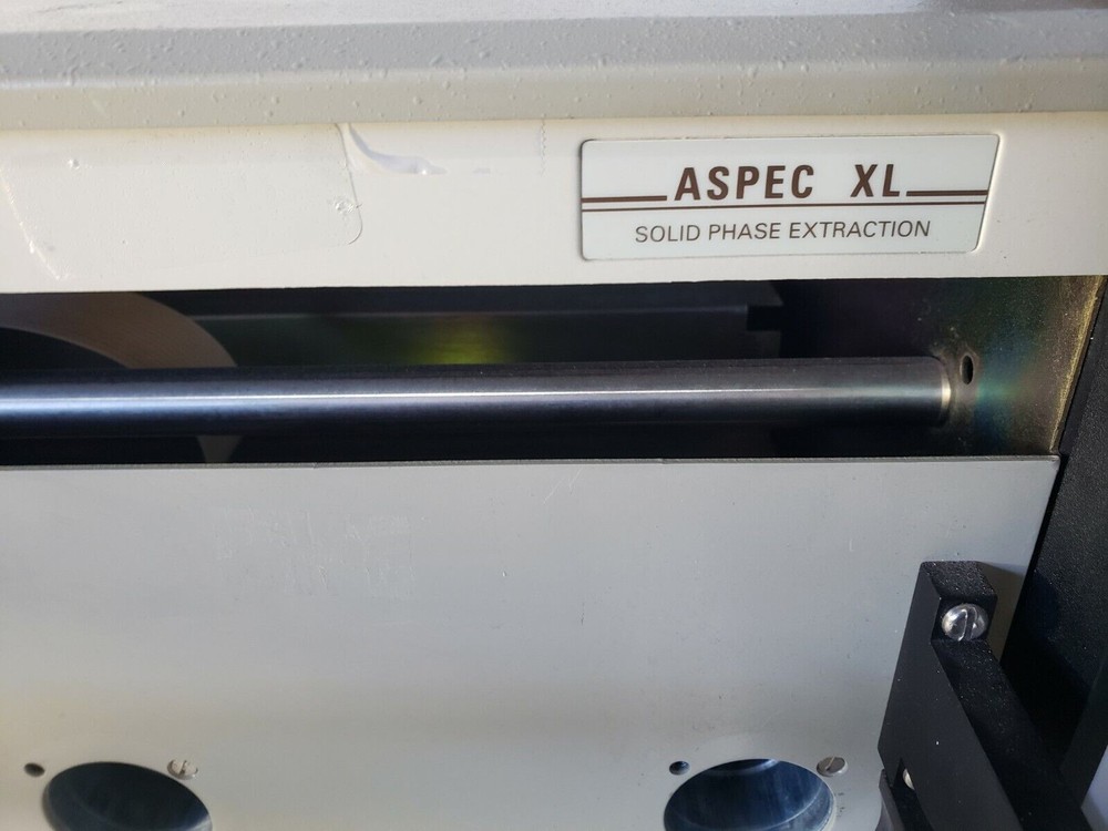 Gilson Aspec XL Solid Phase Extraction Autosampler With Tray