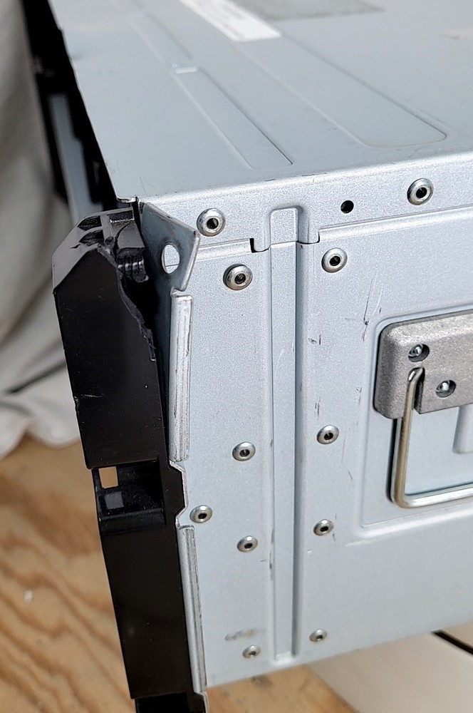 NETAPP NAJ-0801 24-Bay Hard Disk NAS Array SEE NOTES