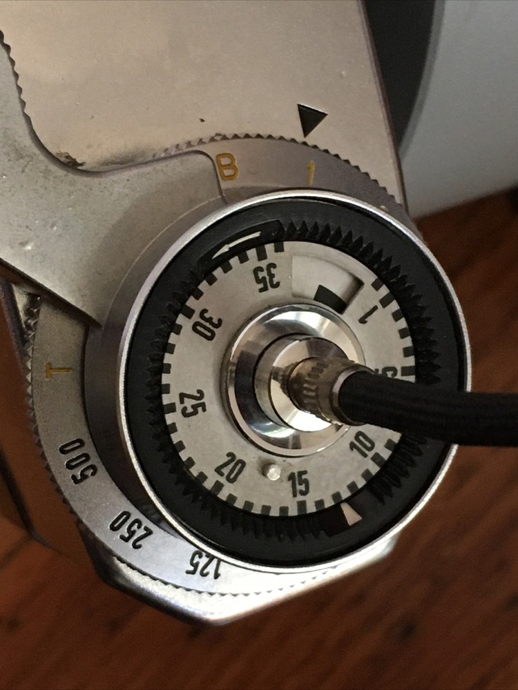 Zeiss Ikon Microscope Camera / Beamsplitter Eyepiece Prontor Shutter Controller