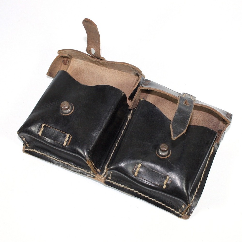 Original WW2 German G43 Pouch bla 1944 dated