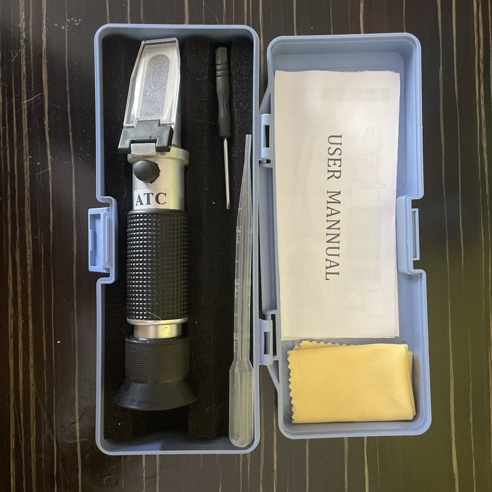 Brix Refractometer with ATC - Tiaoyeer Digital Handheld Refractometer