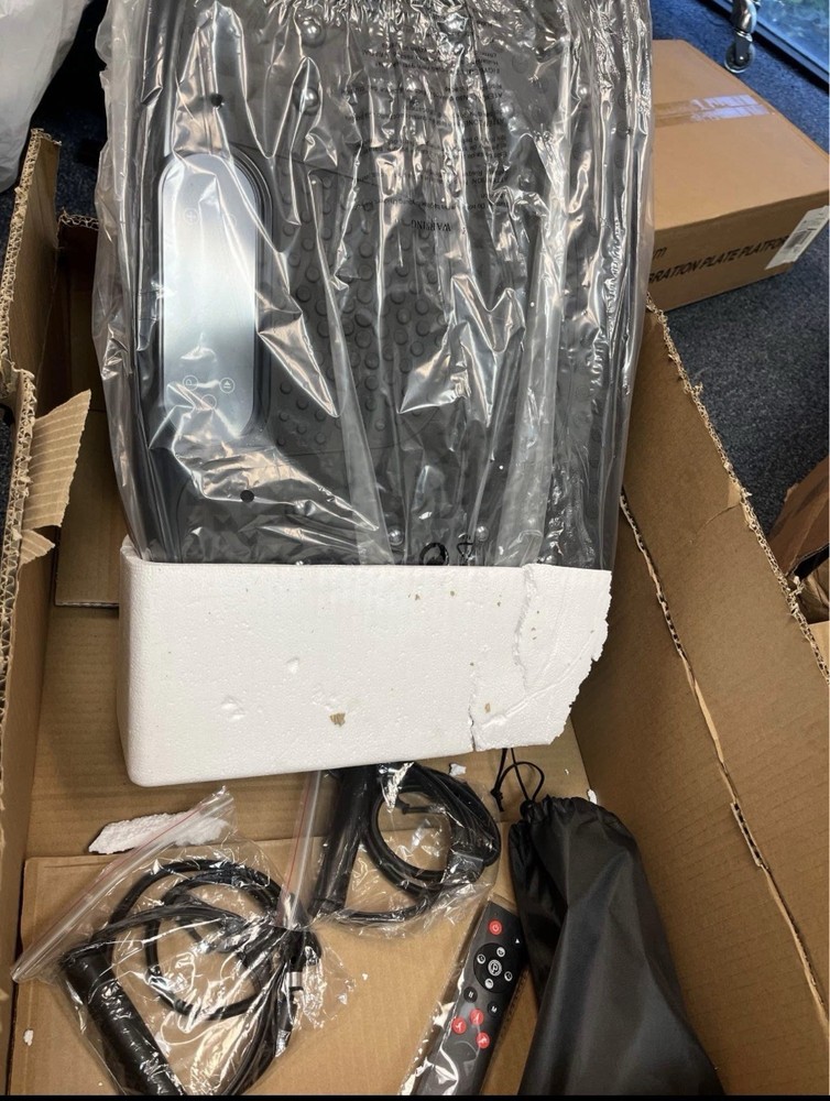 Vibration Plate Exercise Machine-Black color