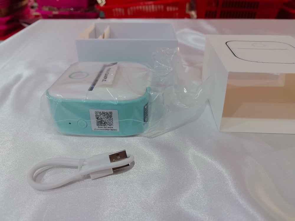 Phomemo T02 Bluetooth Thermal Label Printer Black & White Mint Green/White