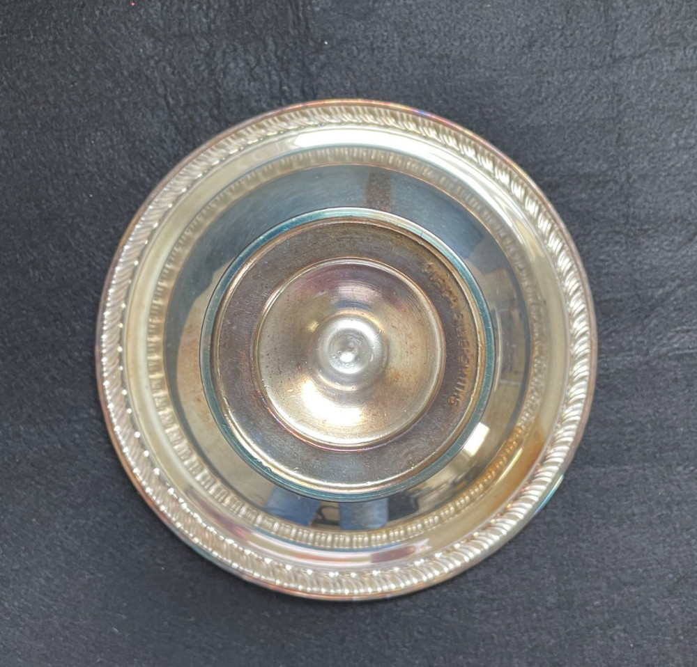Vintage Oneida Silversmiths Silver Plated Footed Pedestal Candy&Nut Dish Compote