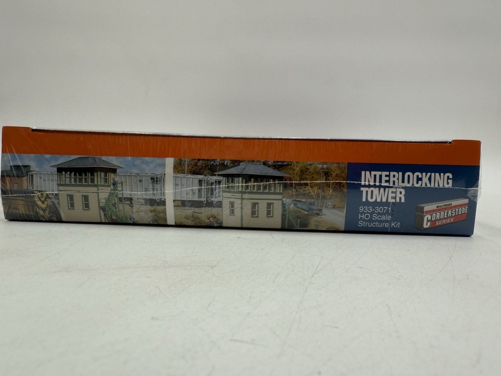Walthers Cornerstone #933-3071 HO Scale Structure Kit Interlocking Switch Tower