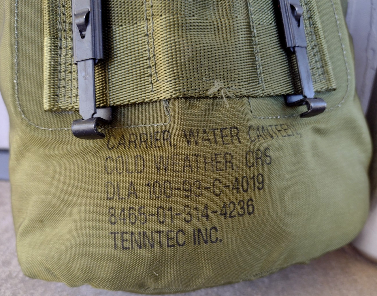 USGI ARCTIC CANTEEN CRS TYPE 2004 w/ CANTEEN CUP & ALICE CANTEEN COVER INSULATED