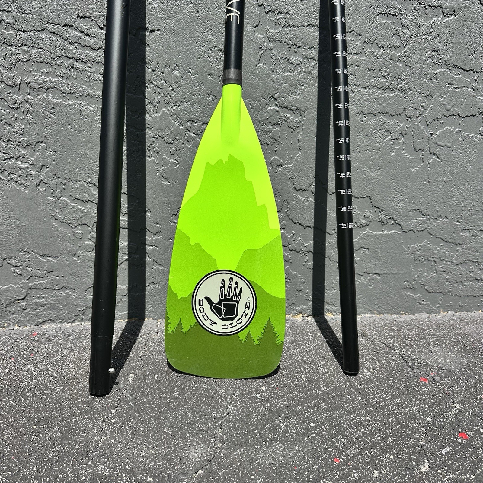 3-Piece Adjustable SUP Paddle –Lightweight, Floating Aluminum Shaft (Body Glove)