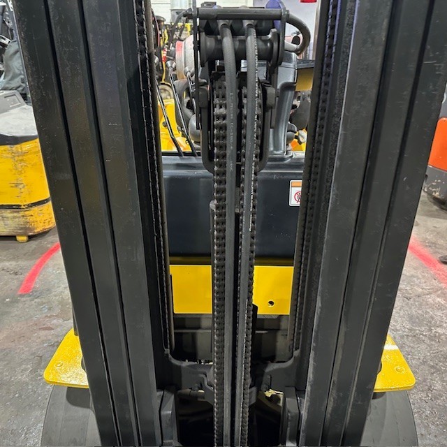 2019 Yale GLC060VX 6000lb Used Forklift Sideshift Triple Mast 5371 Hours