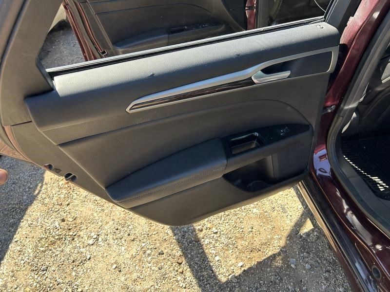 FUSION 2013 High Mounted Stop Light 104572282