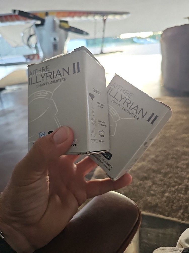 Aithre Illyrian 2 Smart Oximeter