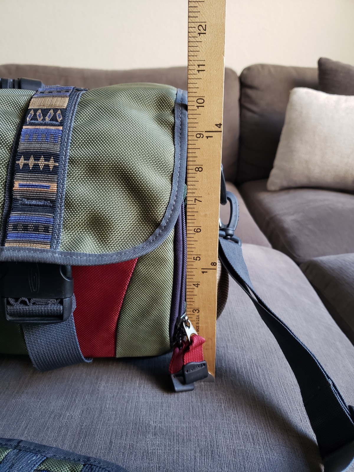 RARE! Fishpond Cloudburst Fly Fishing Olive River Gear Travel Molded Bag GREAT!