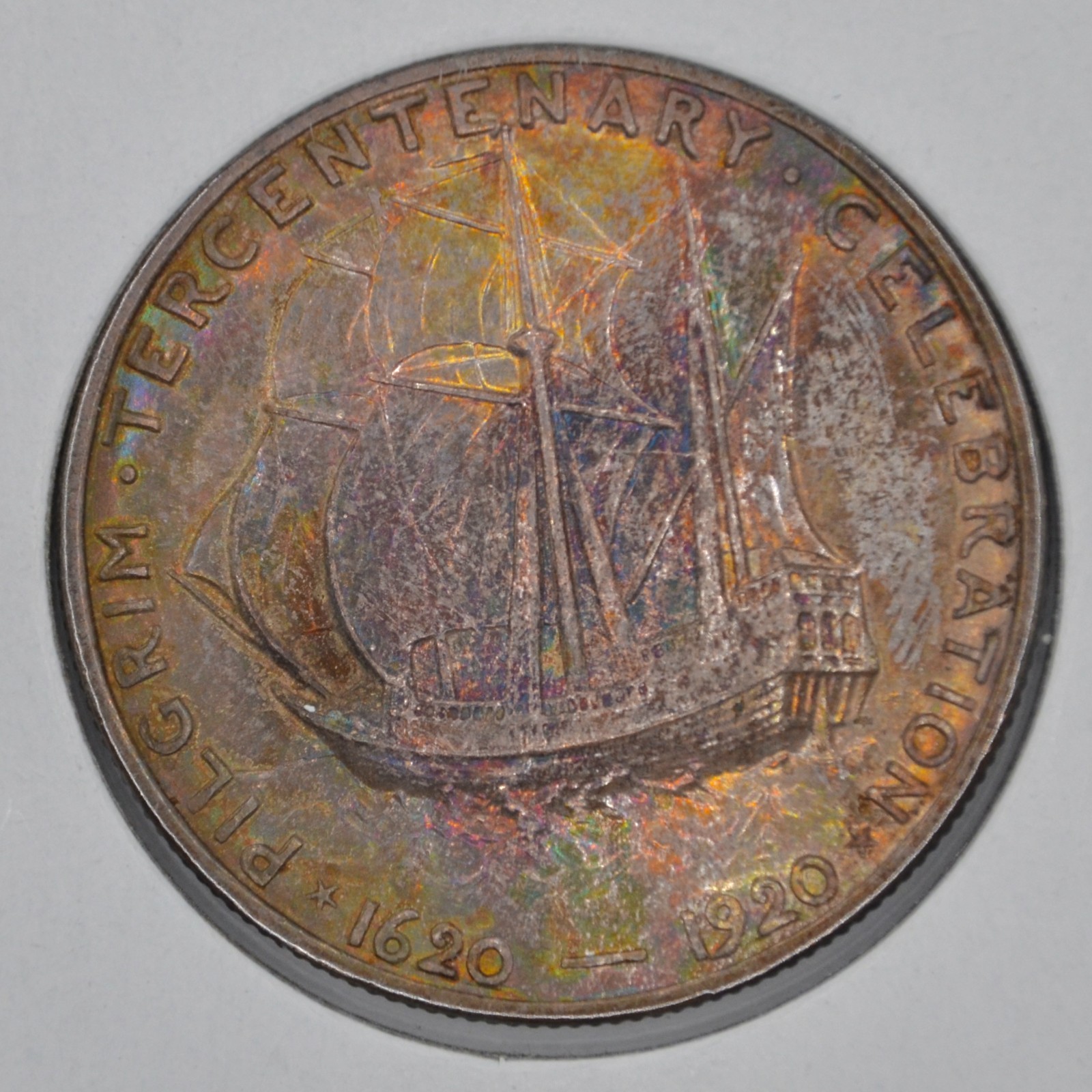 1920 50C Pilgrim Commemorative Half Dollar Uncirculated - Lovely Toning F7