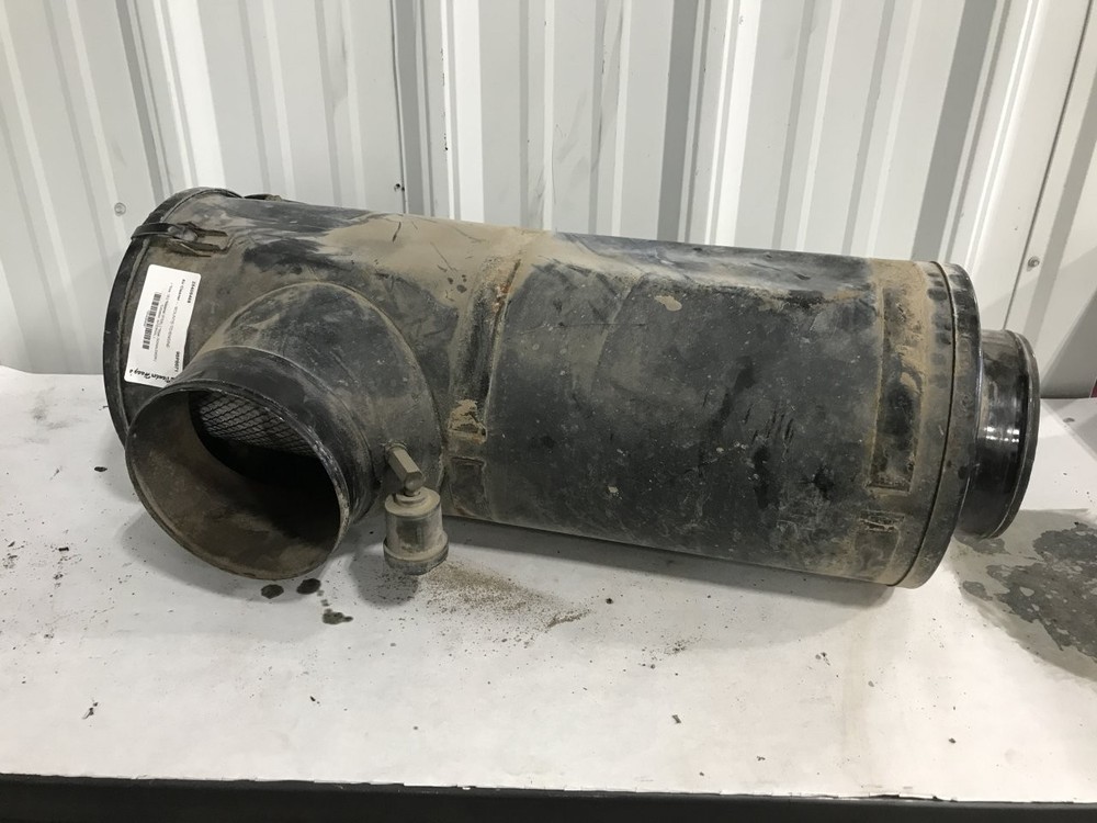 Peterbilt 378 Air Cleaner - Used