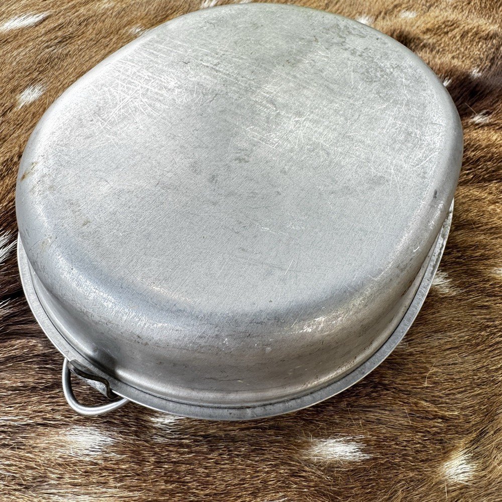 ORIGINAL WWII US ARMY & MARINE INFANTRY Mess Kit E.A.CO. 1945