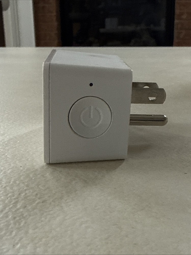 WeMo - Smart Plug with Thread WSP100, HomeKit, Bluetooth, NFC, Apple Siri
