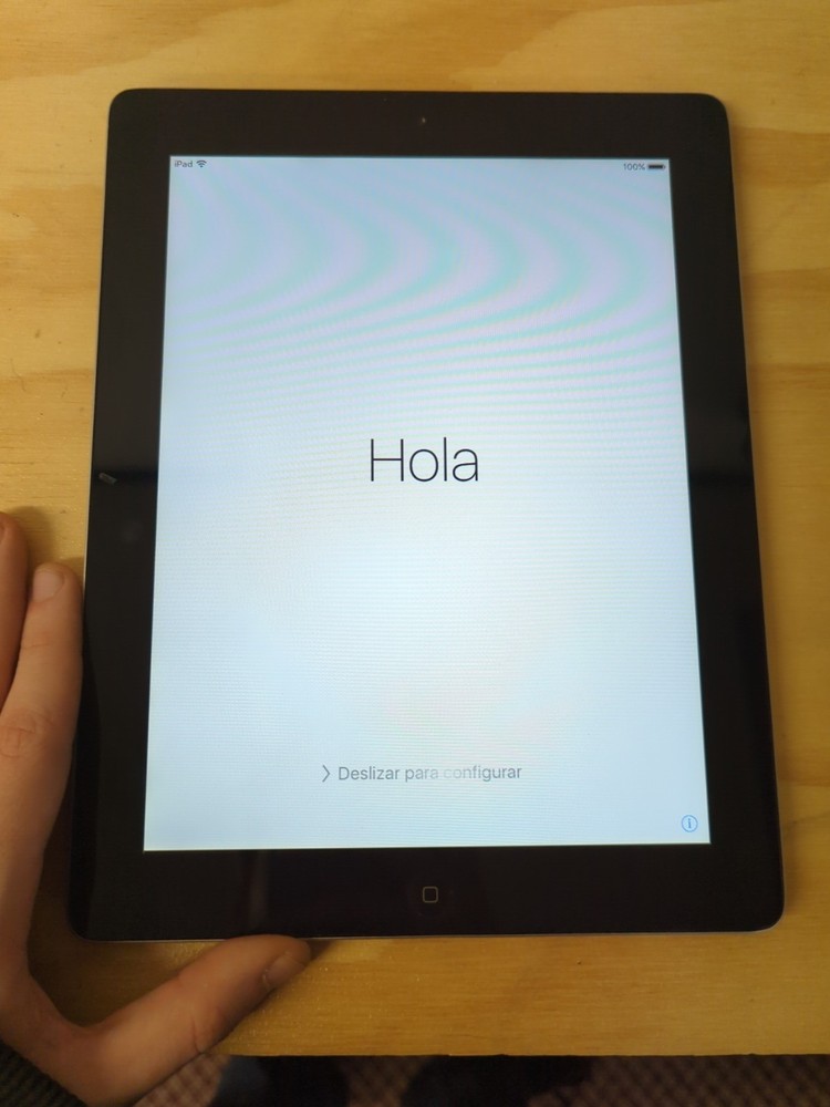 1043 - Apple iPad A1395 - TESTED / WORKING